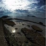 Jagalah Pantai kita dari pecahan beling