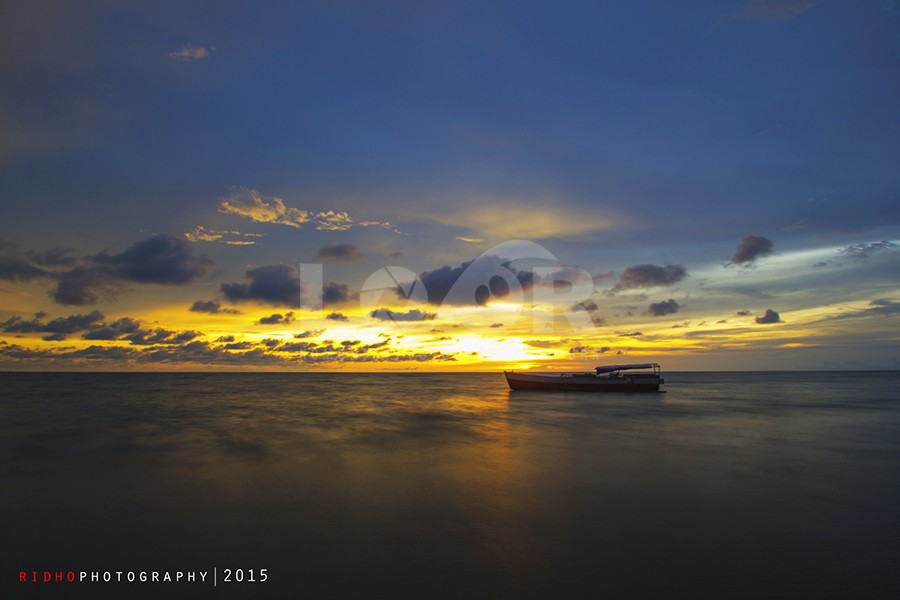 " Sanset Di Pantai Payum "